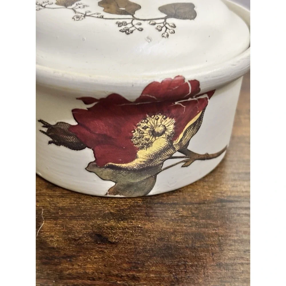 Oneida 12 Oz Covered Crock‎ 2.5